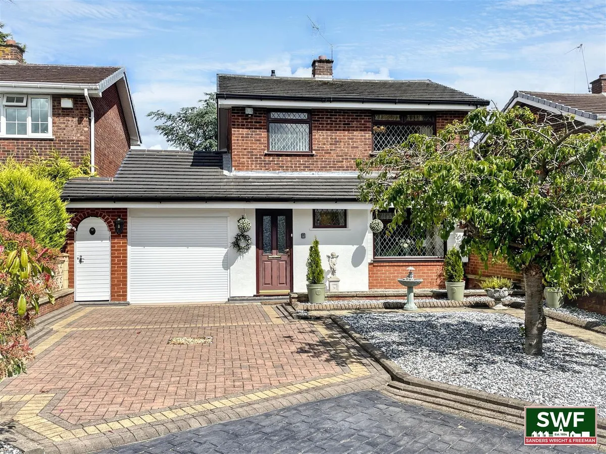 Dunster Grove, Perton