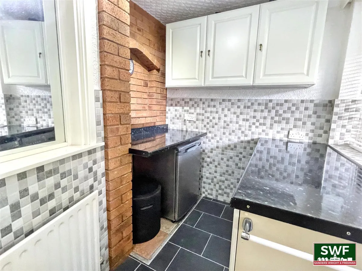 Dunster Grove, Perton