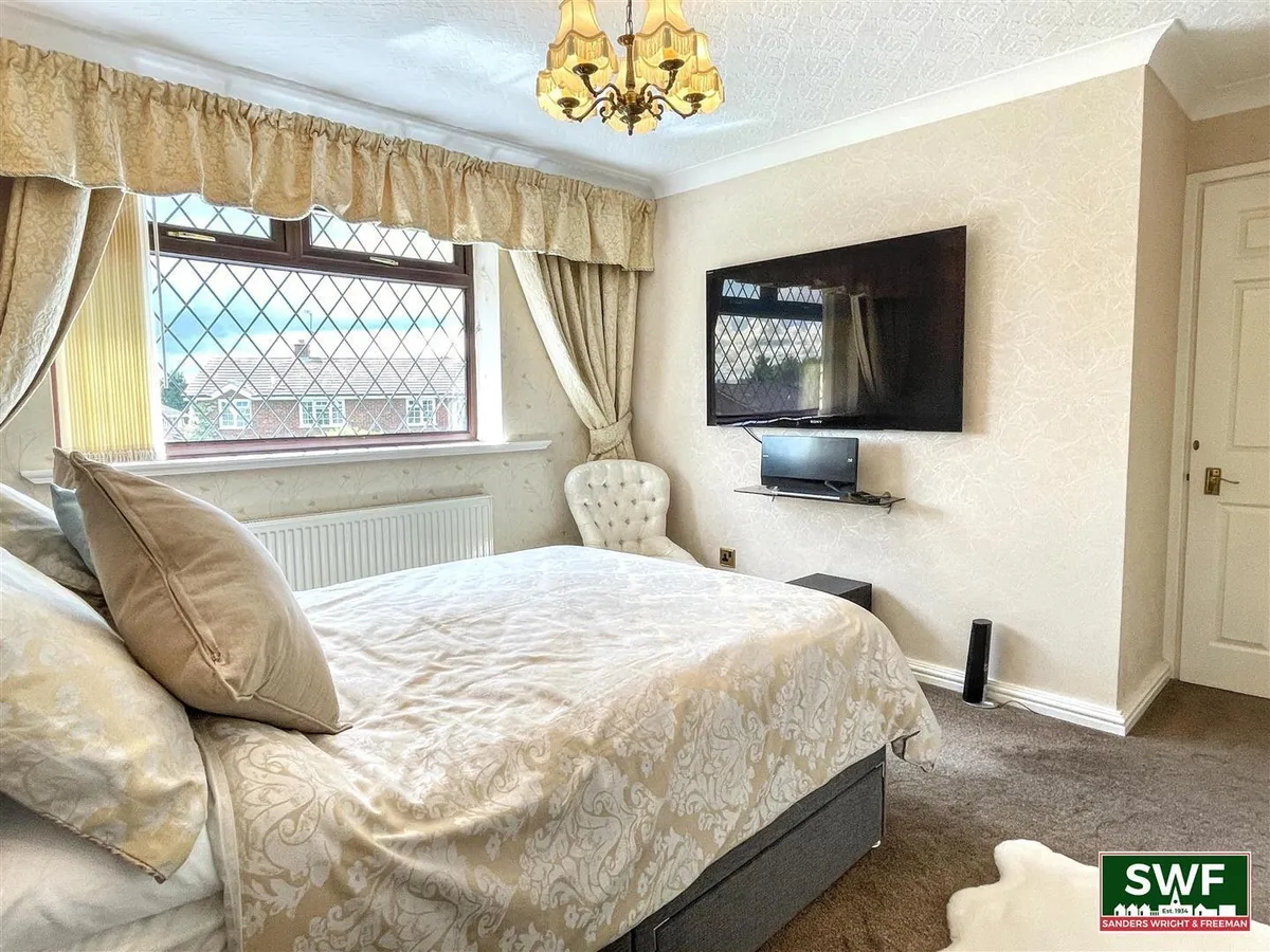 Dunster Grove, Perton