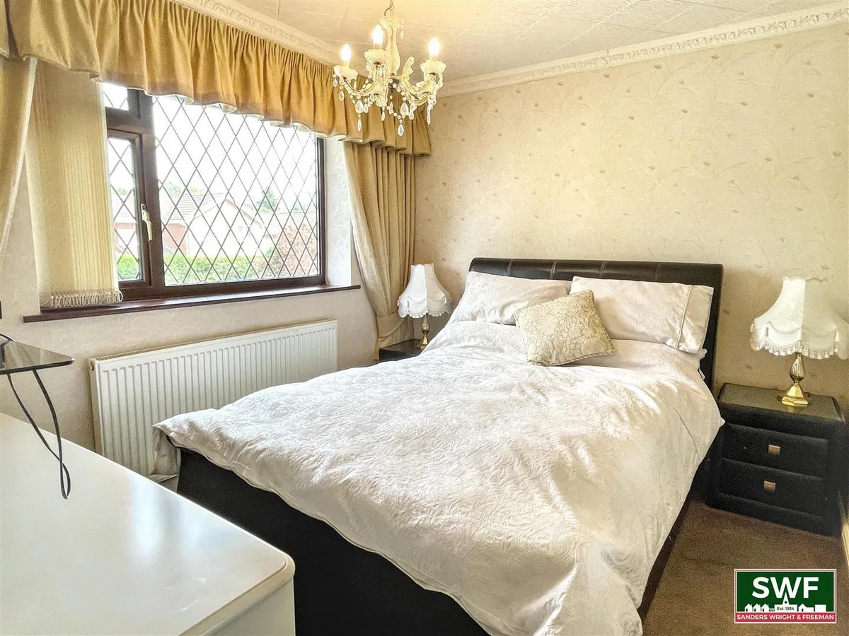 Dunster Grove, Perton