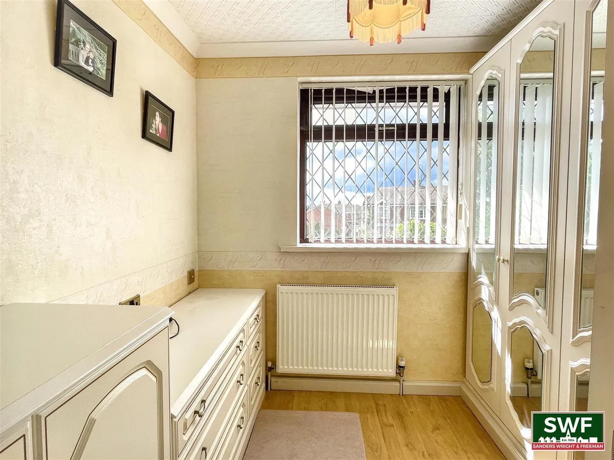 Dunster Grove, Perton