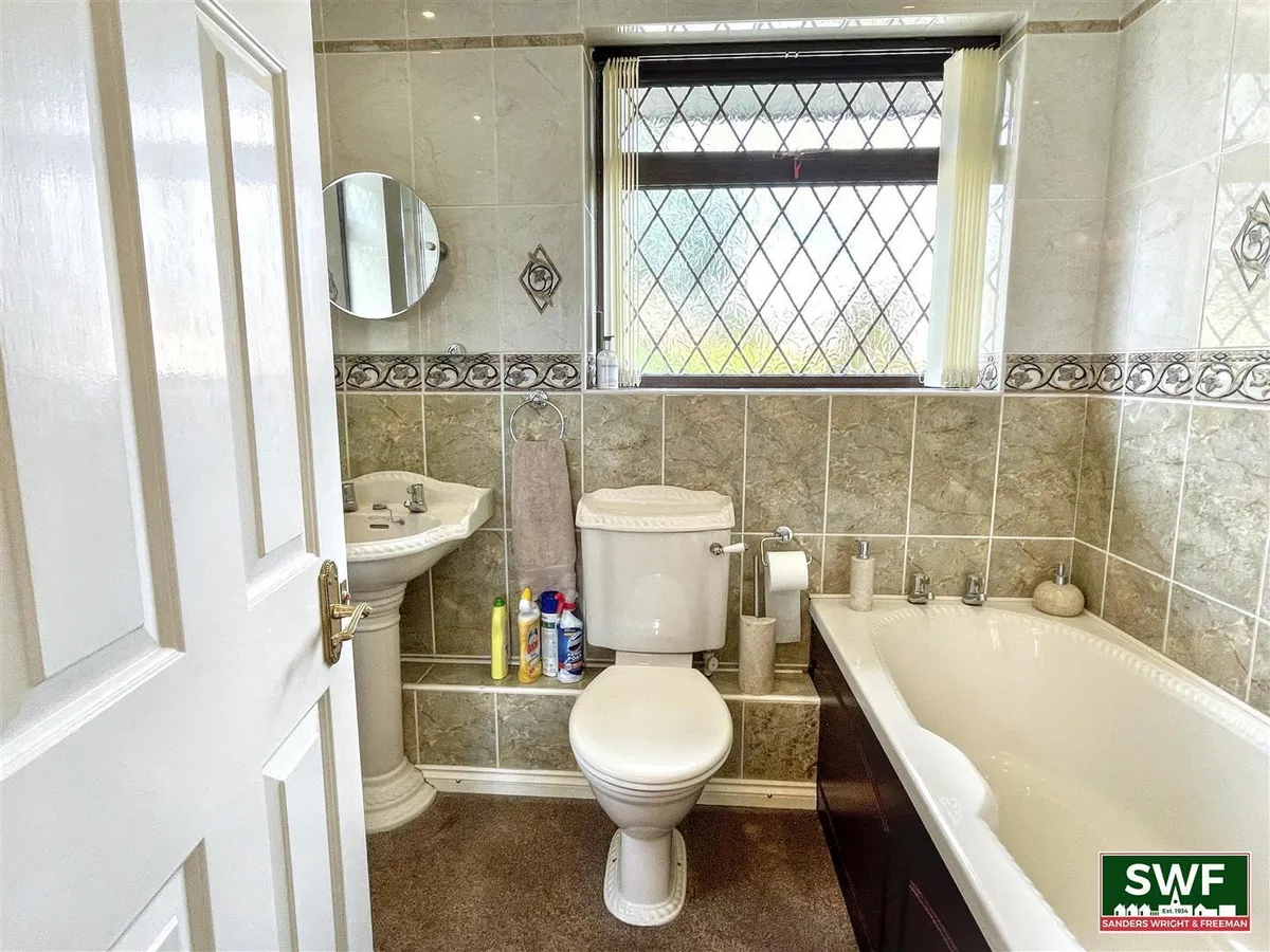 Dunster Grove, Perton