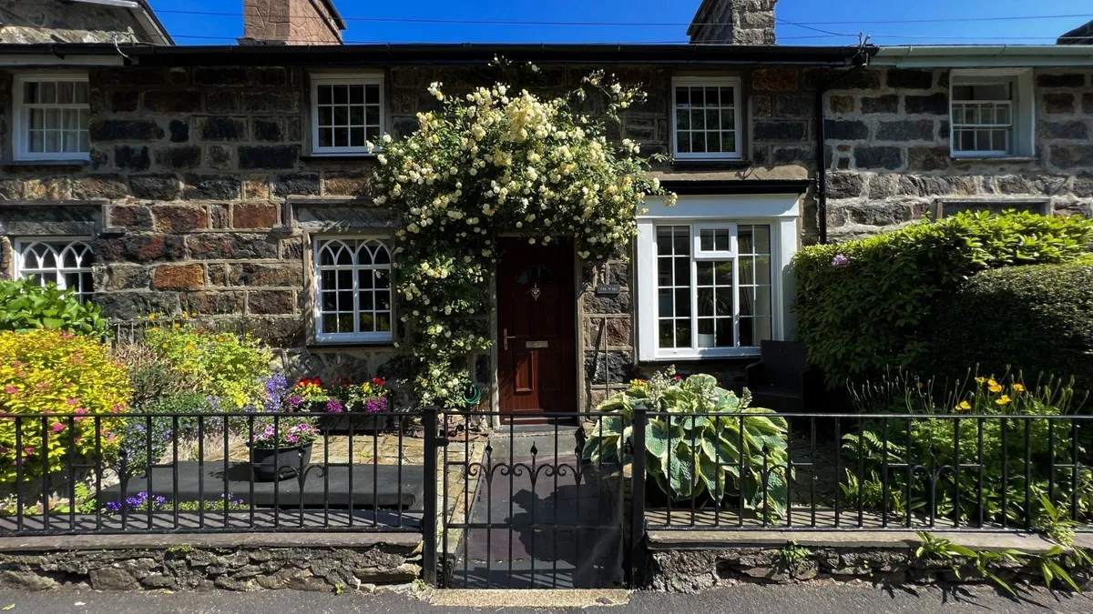 Club Street, Beddgelert, Gwynedd, LL55