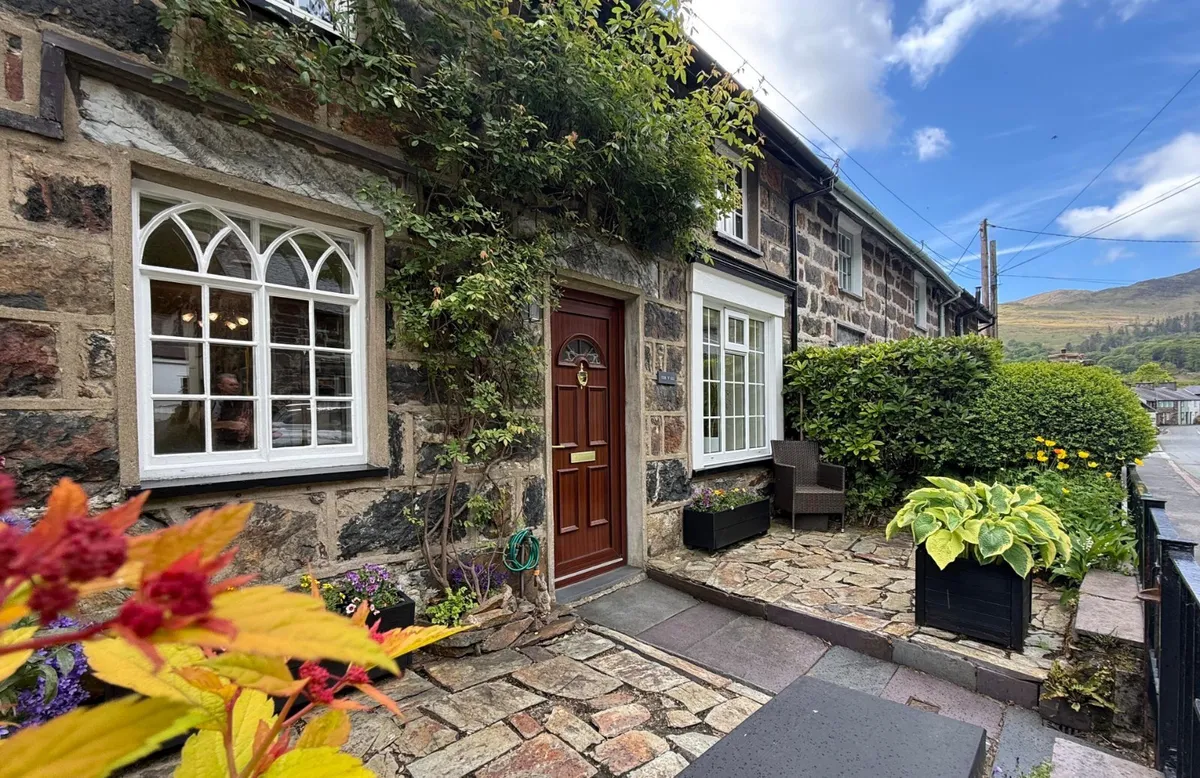 Club Street, Beddgelert, Gwynedd, LL55
