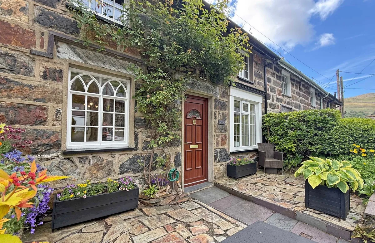 Club Street, Beddgelert, Gwynedd, LL55