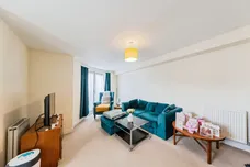 Florey Gardens, Aylesbury