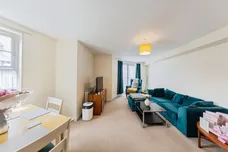 Florey Gardens, Aylesbury