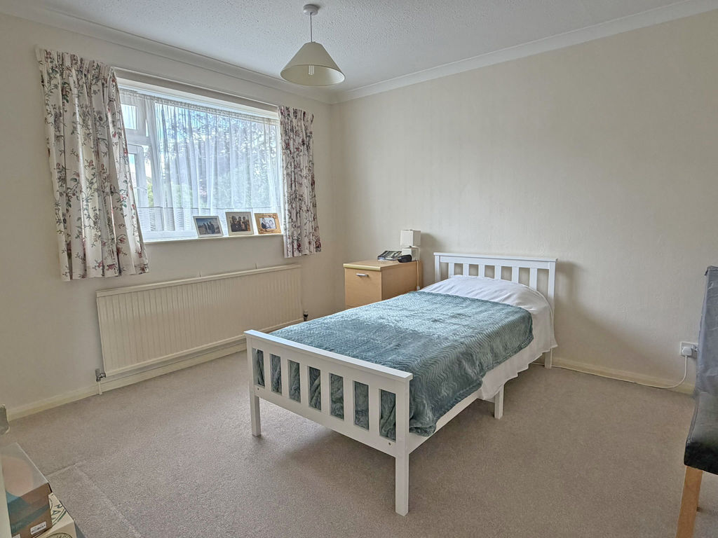 Brinkburn Court, Manor Road Image 3