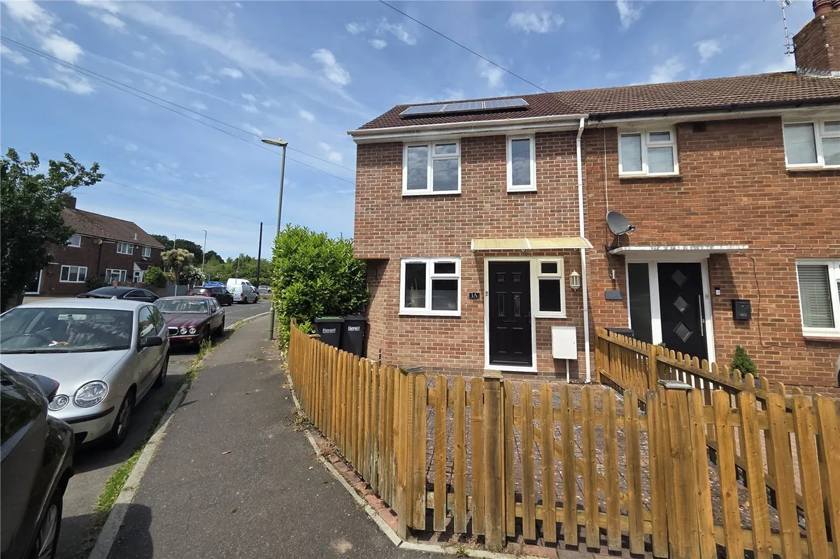 Winchfield Crescent, Havant, Hampshire, PO9