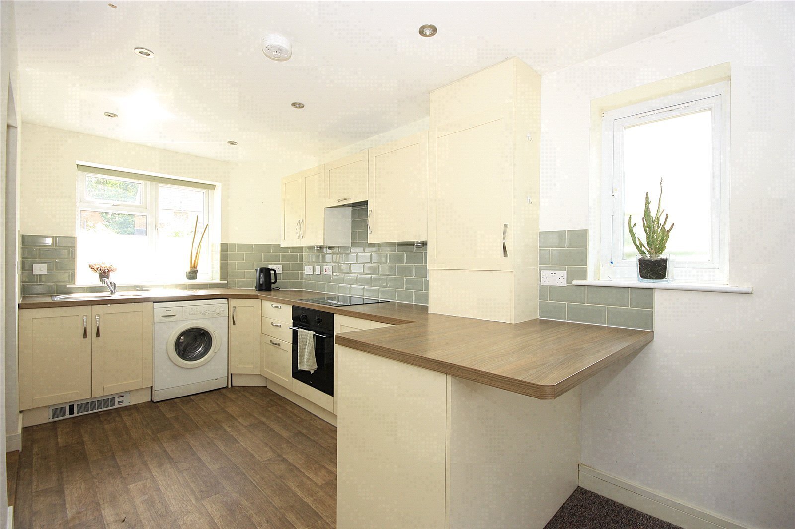 Winchfield Crescent, Havant, Hampshire, PO9 Image 3