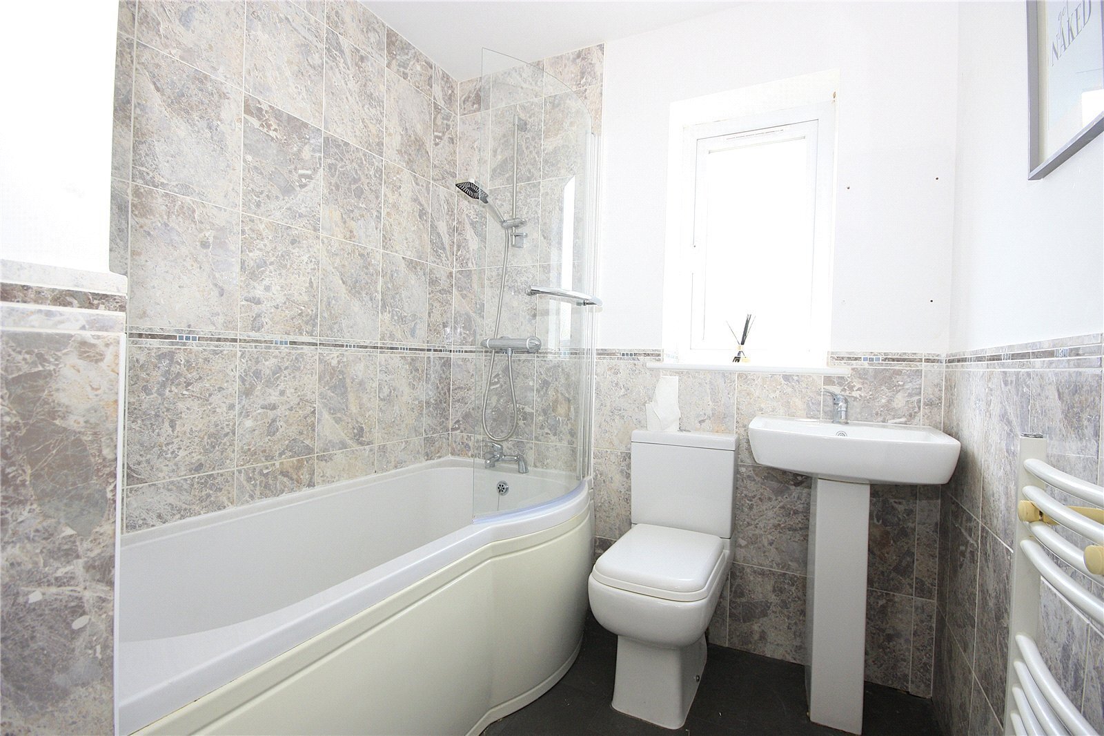 Winchfield Crescent, Havant, Hampshire, PO9 Image 9