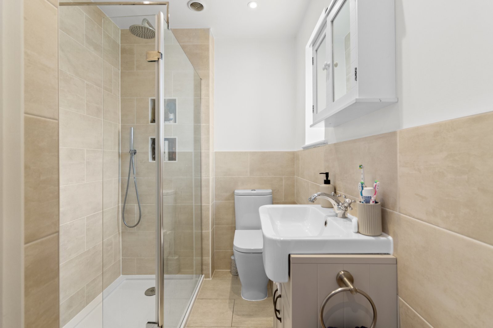 Hawks Road, Hailsham, East Sussex, BN27 Image 16