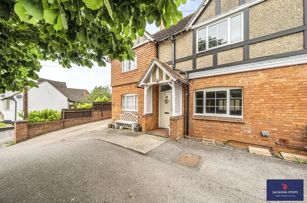 Dukes Cottages, Watling Street, MK17 photo 1