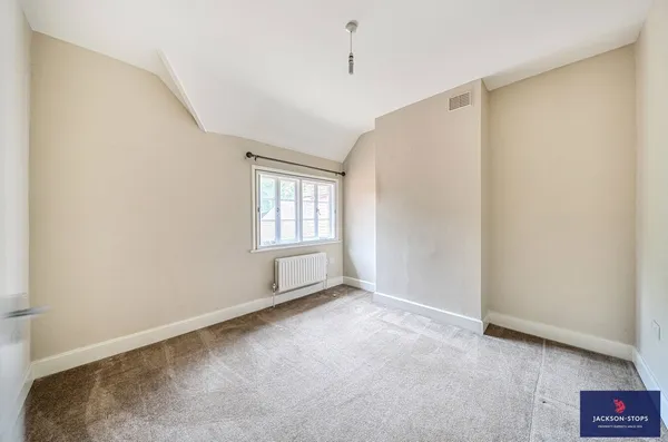 Dukes Cottages, Watling Street, MK17 photo 6