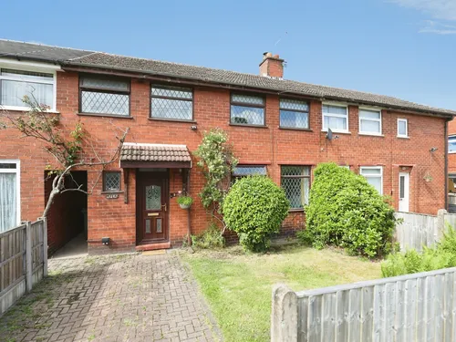 Farm Road, Weaverham, Northwichphoto