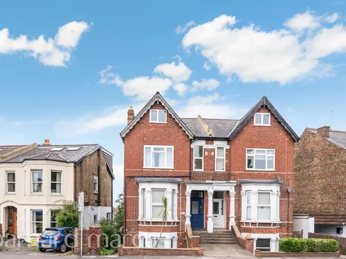 Carshalton Road, Suttonphoto