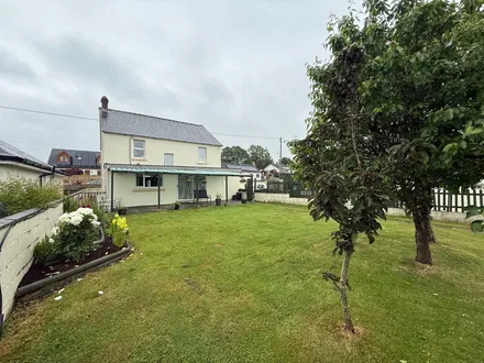 Pentrecwrt, Llandysul, SA44