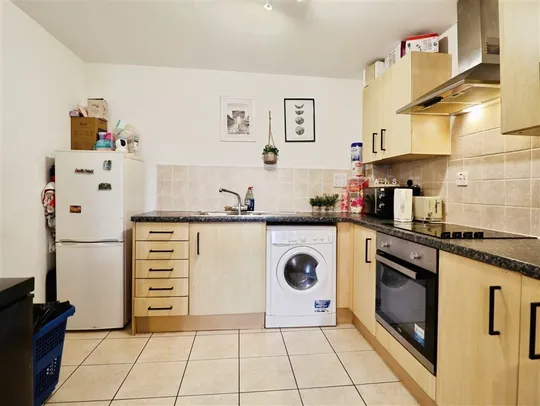 Broadway, CARDIFF, CF24