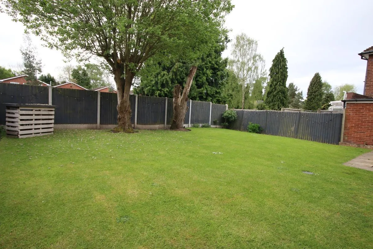 Oxley Moor Road, Wolverhampton, OXLEY