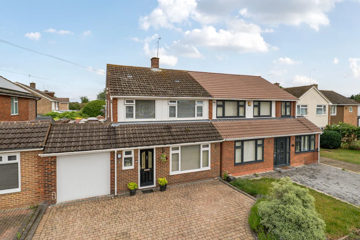Redford Road, Windsor, SL4 photo 1