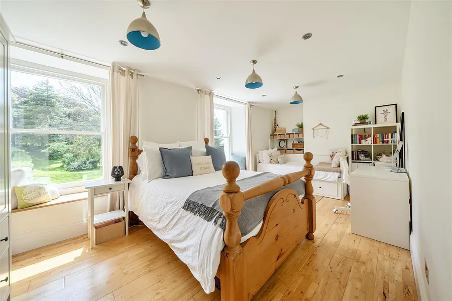 Property Image 40