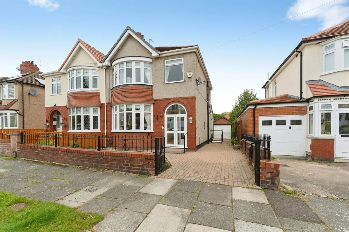 St. Albans Road, Claughton, Prenton
