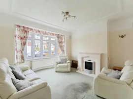 St. Albans Road, Claughton, Prenton thumb 3