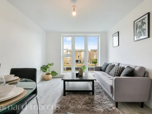 Hartfield Road, Londonphoto
