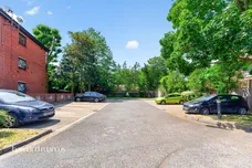 Beauclerk Close, Feltham