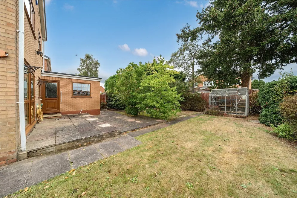 Property carousel item 11