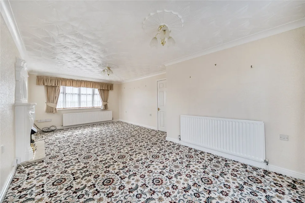 Property carousel item 14