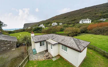 Crackington Haven, Bude