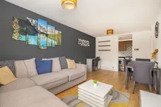 Kingham Close, London, SW18 photo 6