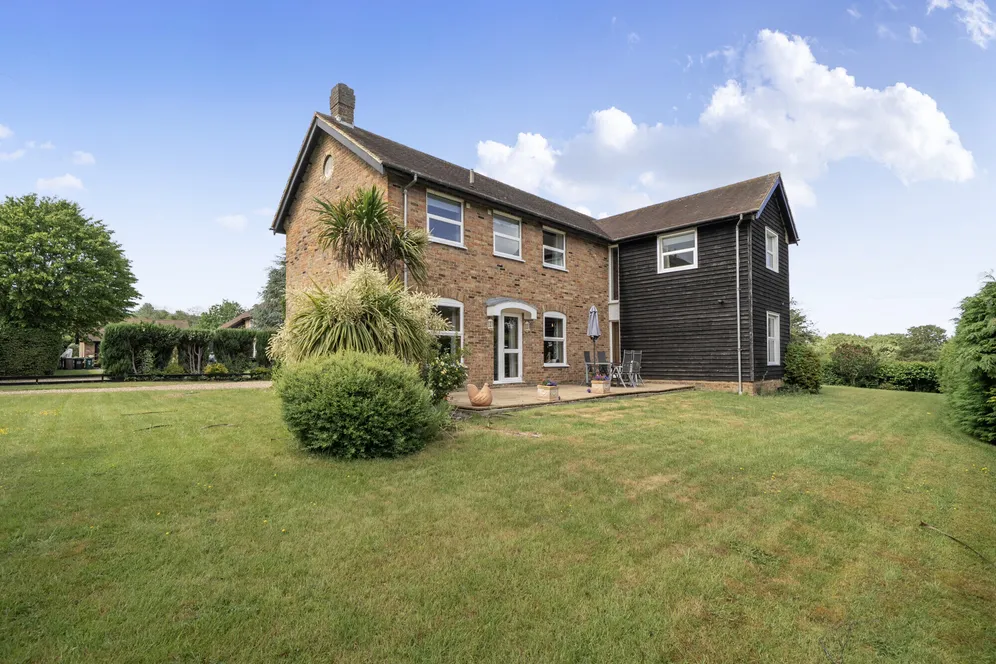 The Briars, Sarratt, Rickmansworth, WD3 photo 13