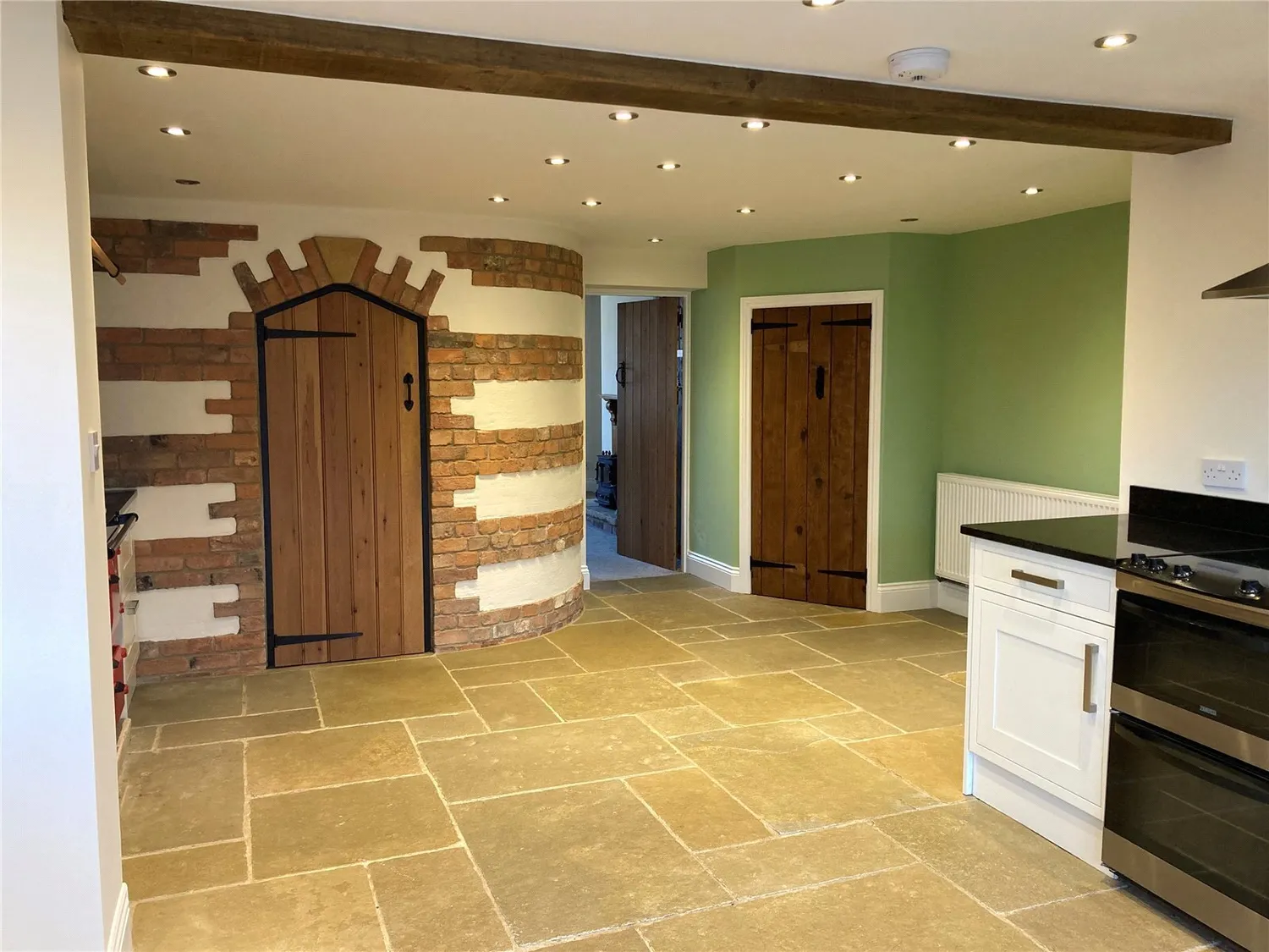 Main Street, Dumbleton, WR11 photo 3