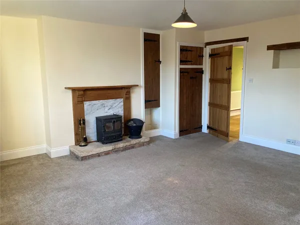 Main Street, Dumbleton, WR11 photo 5