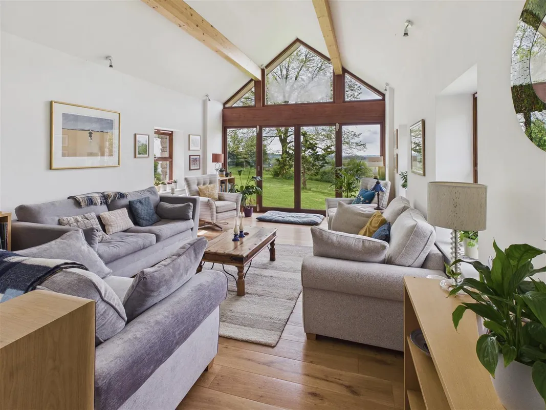 Grey Orchard, Ciffig, Whitland - Cottage in 3.5 Acres