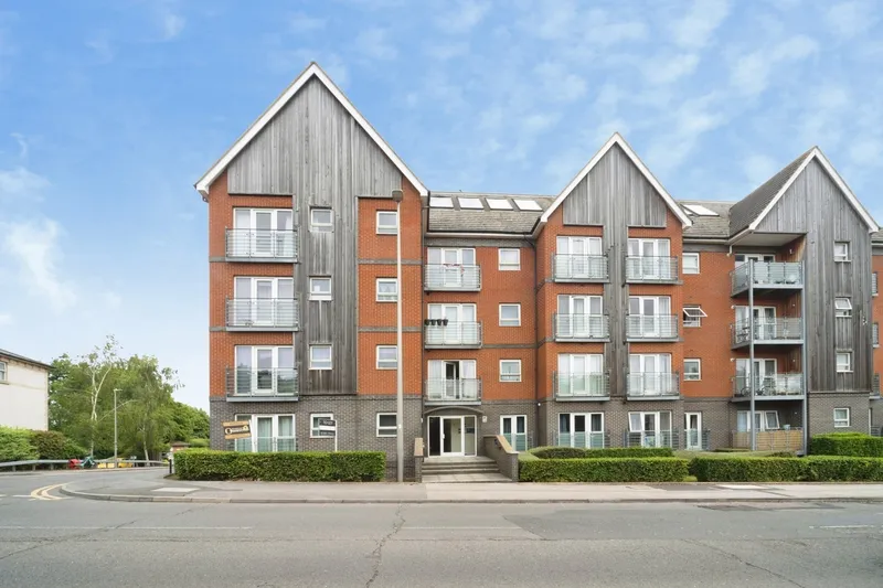Watling Street, Bletchley, Milton Keynes, Buckinghamshire, MK2