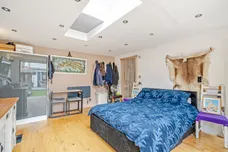 Bourneside Road, Addlestone, KT15 photo 8