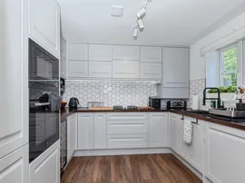 Thornborough Way, Hamilton, Leicester thumb 3