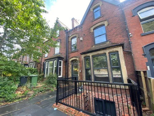 Norville Terrace, LEEDSphoto