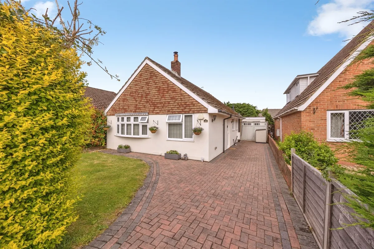 Kings Mede, Waterlooville