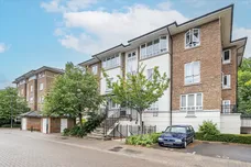 Samuel Gray Gardens, Kingston Upon Thames, KT2 photo 17