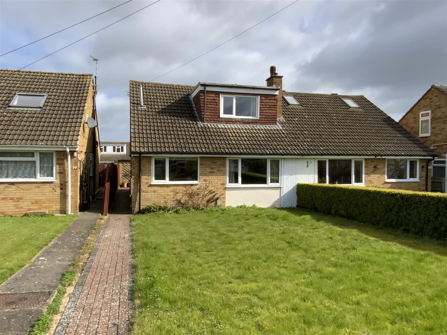 North Way, Potterspury, Towcester Image 1