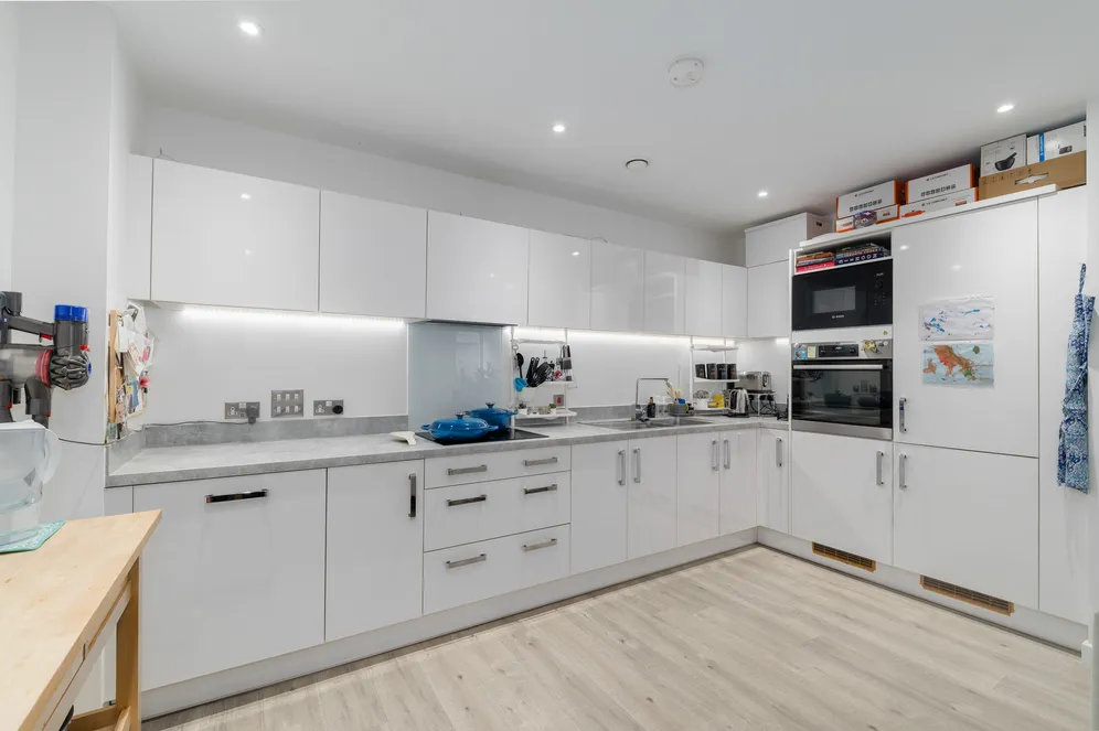 Thomas Road, London, E14 photo 5