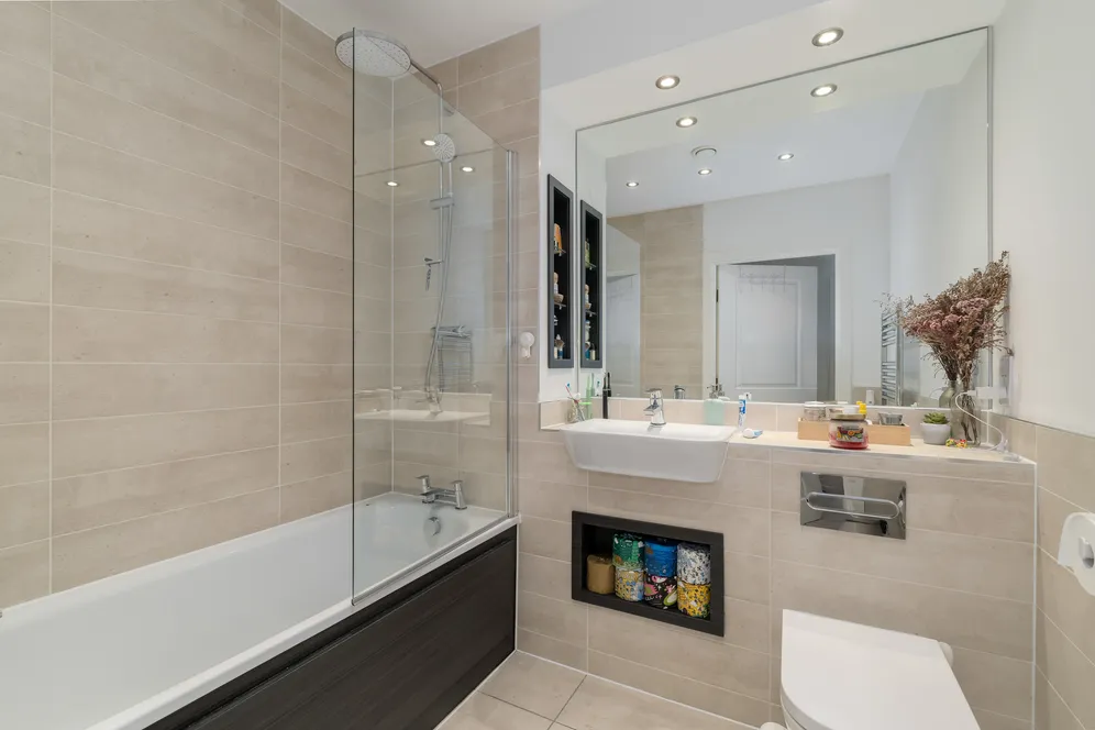 Thomas Road, London, E14 photo 8
