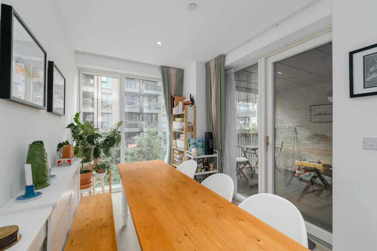 Thomas Road, London, E14 photo 12