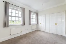 Chadwick Place, Surbiton, KT6 photo 10