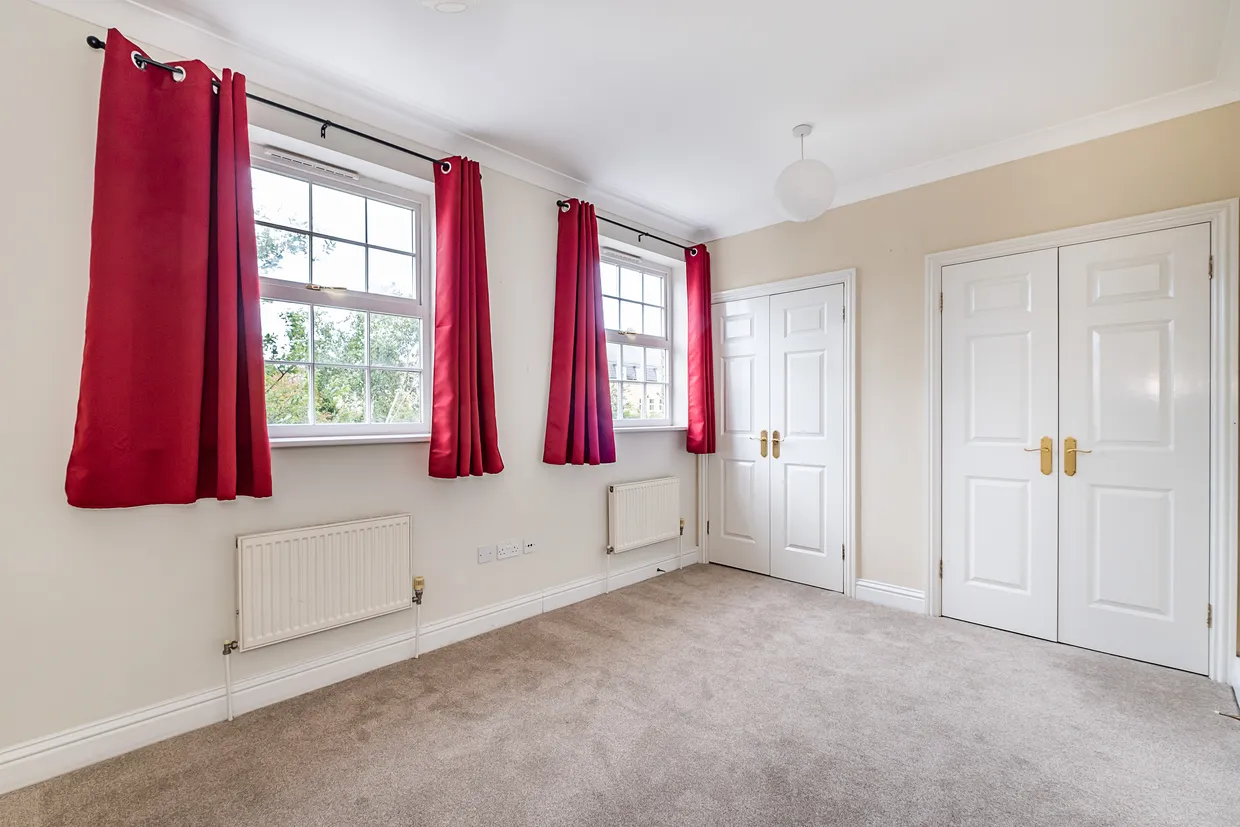Chadwick Place, Surbiton, KT6 photo 11