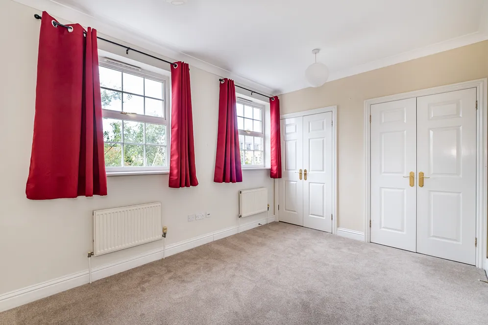 Chadwick Place, Surbiton, KT6 photo 11